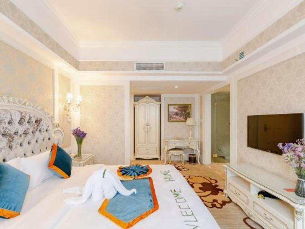 Chengdu French Theme Gold Palace Exterior foto