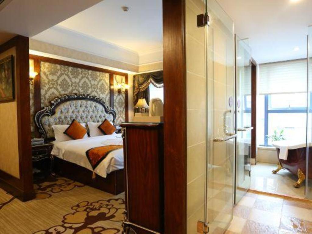 Chengdu French Theme Gold Palace Exterior foto