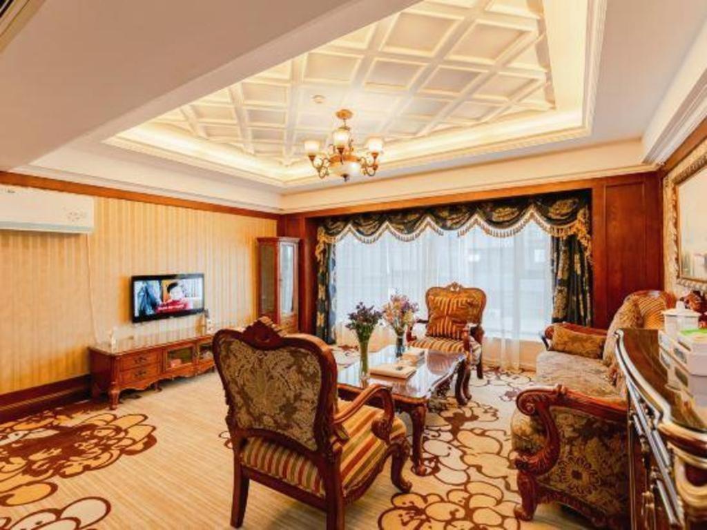 Chengdu French Theme Gold Palace Exterior foto
